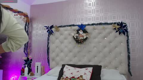 Sara Desire online show from 12/20/24, 11:10