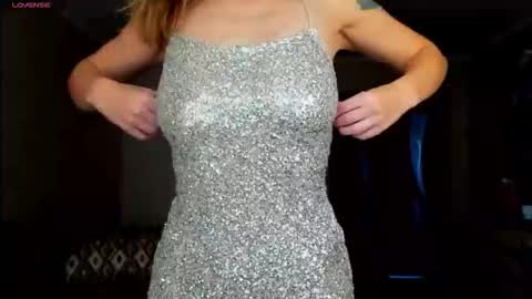 desired zoya online show from 10/24/25, 05:26