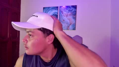 TORI AND MR. BEAR online show from 10/06/25, 11:40