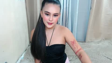 desireedreams_ online show from 06/19/26, 05:50