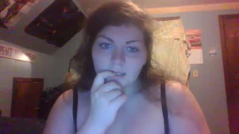 Snapshot of desireepeach69 chatting on 06/04/26, 01:55 desireepeach69 online show from 06/04/26, 01:55