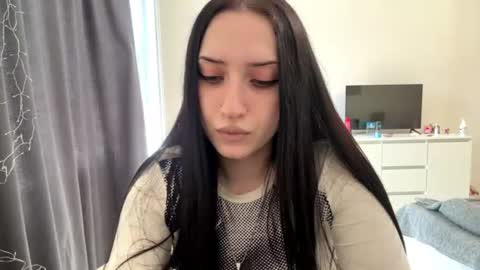 Snapshot of desireespady chatting on 06/15/26, 12:07 Kira online show from 06/15/26, 12:07