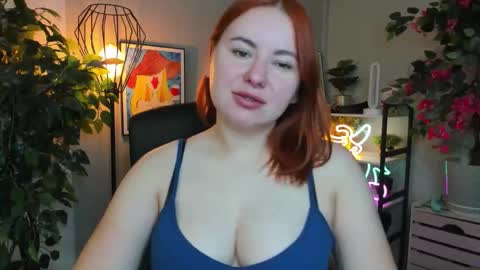 LAYLA online show from 10/14/25, 06:36