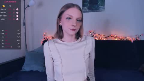 Jade online show from 10/18/25, 07:20