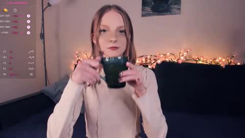 Jade online show from 10/26/25, 07:03