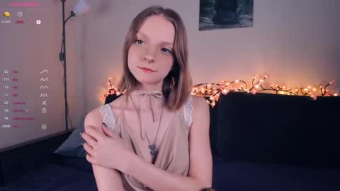 Jade online show from 10/27/25, 07:23