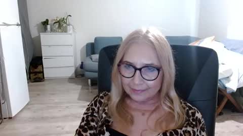 S O F I A online show from 01/27/25, 02:57