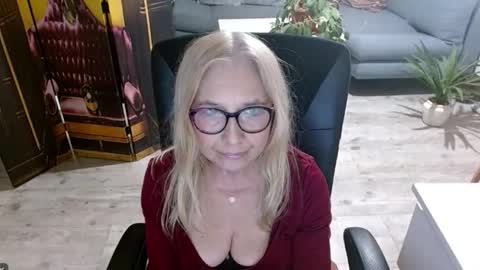 S O F I A online show from 02/02/26, 03:11
