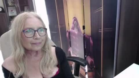 S O F I A online show from 07/19/26, 01:48