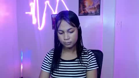 Snapshot of dess_morena chatting on 06/08/26, 08:37 Dess online show from 06/08/26, 08:37