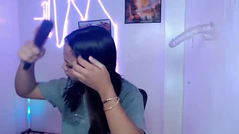 Snapshot of dess_morena chatting on 06/09/26, 08:37 Dess online show from 06/09/26, 08:37