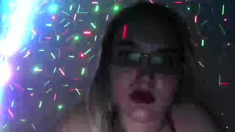 Snapshot of dessy_kendra chatting on 11/28/25, 06:10 Kendra online show from 11/28/25, 06:10