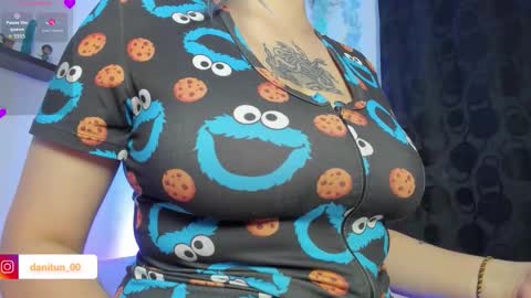 Dani online show from 10/15/25, 02:22