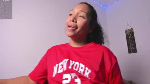 desty_y online show from 10/14/25, 03:07