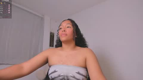 desty_y online show from 06/25/26, 11:31