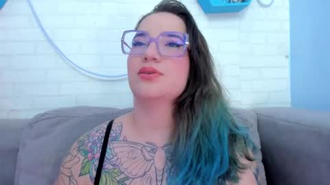 Deva Blue online show from 02/11/25, 04:11