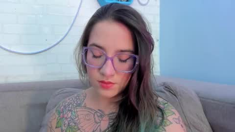 Deva Blue online show from 02/20/25, 04:18