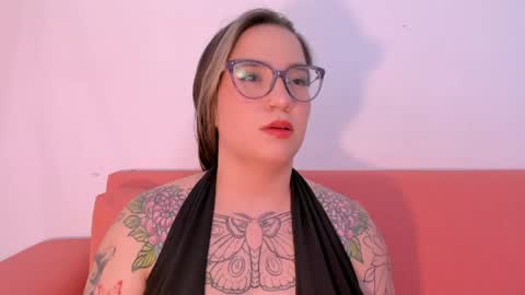 Deva Blue online show from 05/20/26, 02:29