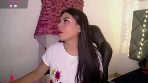 devika online show from 06/11/26, 07:34