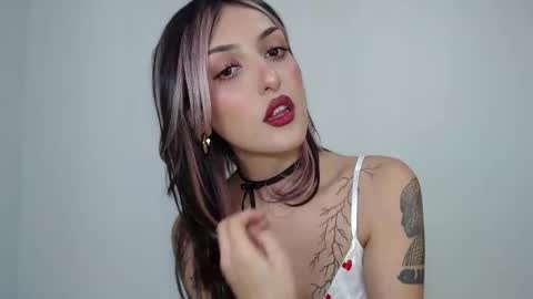 Snapshot of devil_blood chatting on 09/20/25, 07:04 Angel Boo and Adrian online show from 09/20/25, 07:04