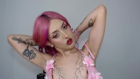 Snapshot of devil_blood chatting on 11/29/25, 07:17 Angel Boo and Adrian online show from 11/29/25, 07:17