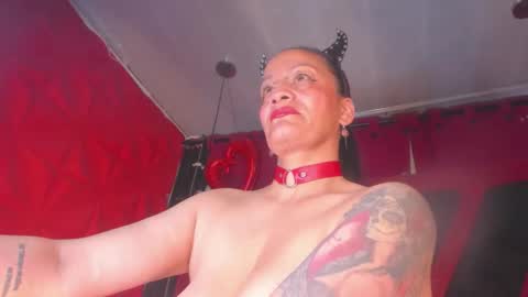 devil_taylorx online show from 11/15/25, 01:51