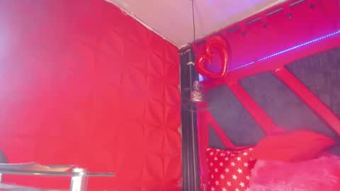 devil_taylorx online show from 11/29/25, 02:42