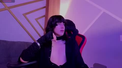 Alex online show from 10/04/25, 04:21