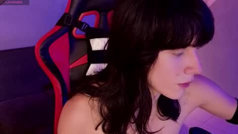 Alex online show from 10/24/25, 04:42