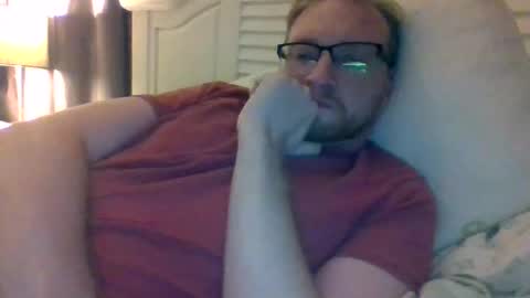 Snapshot of devin32059 chatting on 10/13/25, 05:29 Daddy online show from 10/13/25, 05:29