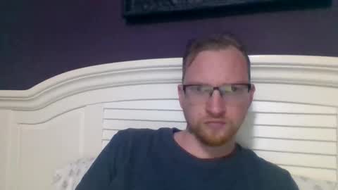 Snapshot of devin32059 chatting on 10/30/25, 02:57 Daddy online show from 10/30/25, 02:57