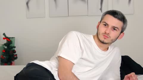 devin_ho online show from 01/13/25, 07:31