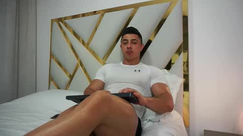 Snapshot of devin_hunter chatting on 10/02/25, 03:35 Devin Hunter online show from 10/02/25, 03:35