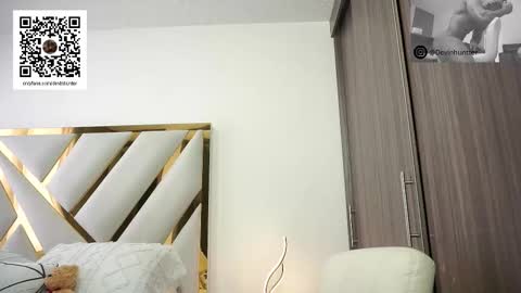 Snapshot of devin_hunter chatting on 10/23/25, 07:34 Devin Hunter online show from 10/23/25, 07:34