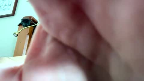 Snapshot of deviousdixk chatting on 12/05/24, 11:51 Auzzy Dream online show from 12/05/24, 11:51