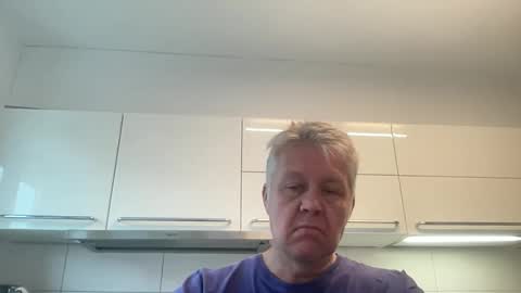 Snapshot of devon_nite chatting on 09/19/25, 06:37 Devon online show from 09/19/25, 06:37