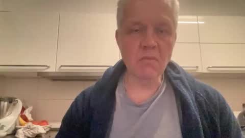 Snapshot of devon_nite chatting on 11/11/25, 12:43 Devon online show from 11/11/25, 12:43