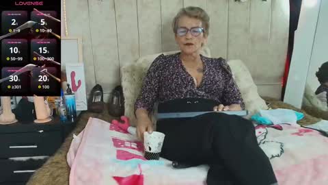 Devora online show from 11/19/25, 02:33