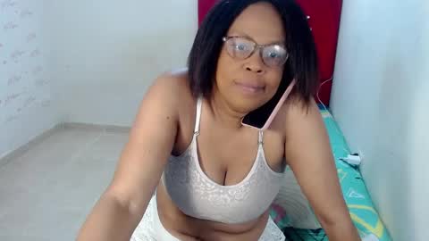 Devora.. online show from 04/15/26, 11:17