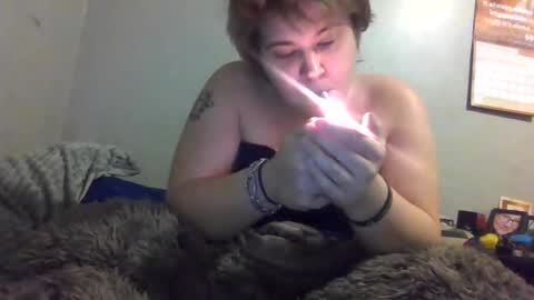 Snapshot of devykitten2018 chatting on 11/17/25, 12:11 devykitten online show from 11/17/25, 12:11