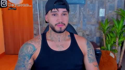 Snapshot of deymon_scott chatting on 11/02/25, 05:59 JULIAN online show from 11/02/25, 05:59