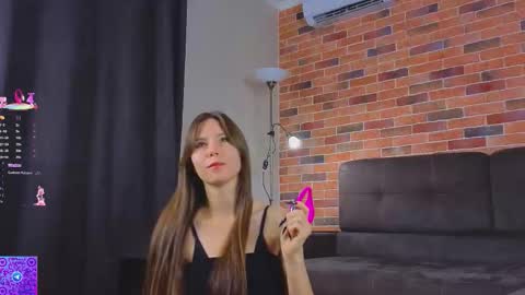 Snapshot of deyvessa chatting on 09/13/25, 08:19 Kira online show from 09/13/25, 08:19