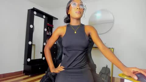 Snapshot of deyy_madisson chatting on 11/30/25, 08:46 Madisson online show from 11/30/25, 08:46