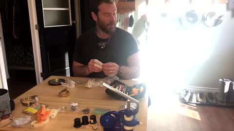 dgrabbin online show from 10/27/25, 06:45