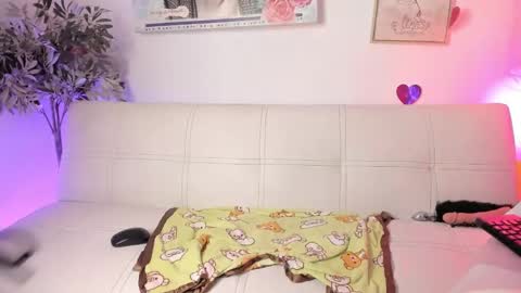 d h a l i l a online show from 02/24/25, 07:11