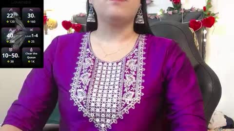 dharanisnisha online show from 02/25/26, 11:42