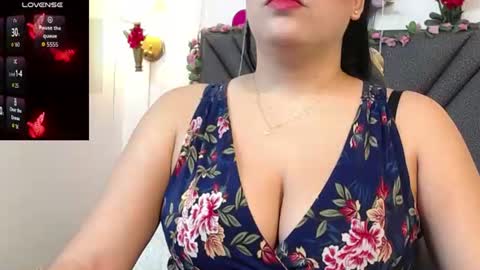 dharanisnisha online show from 06/23/26, 12:25