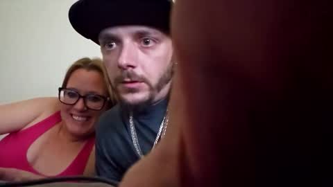 dharbison23 online show from 10/19/25, 05:35