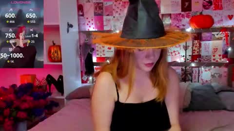 Di Fox online show from 11/01/25, 01:40