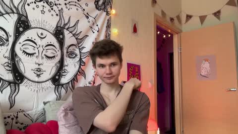Di Alex online show from 12/21/24, 10:06